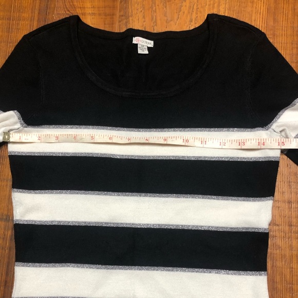 Women's Striped Black, White, & Silver Guess Sweater, Size Small Petite - Picture 16 of 16